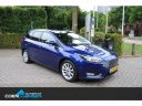 ford-focus-wagon-10-titanium