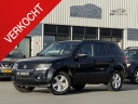 suzuki-grand-vitara-24-exclusive-automaat-parkeersensoren-stoelverwarming-cruise-trekhaak