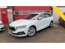 skoda-octavia-combi-10-etsi-business-edition-plus-automaat-trekhaak-keyless-full-led-camera-carplay-sfeer-nlauto