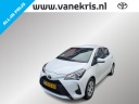toyota-yaris-15-vvti-111pk-active-trekhaak-winterbanden